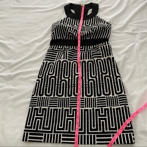 LAUNDRY by SHELLI SEGA, black white geometric halter style size 2 - Picture 9 of 13